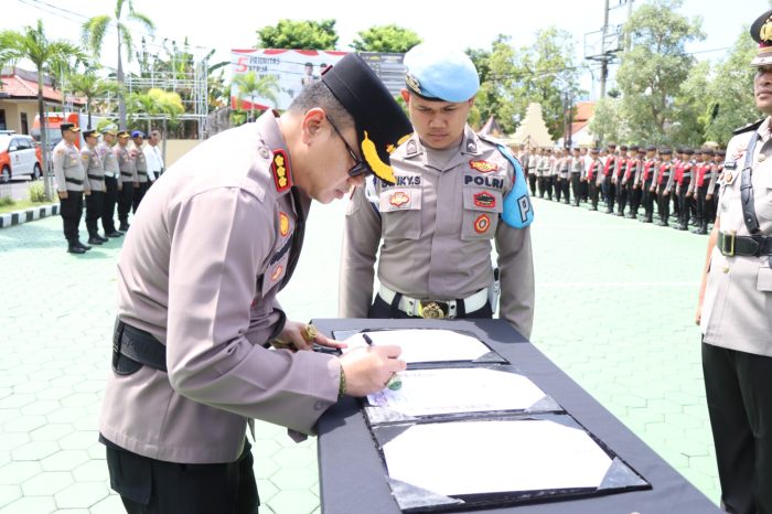 Kasatreskoba Polresta Banyuwangi Diserahterimakan dari Kompol Rudi Prabowo, digantikan Kompol Redik Tribawanto.