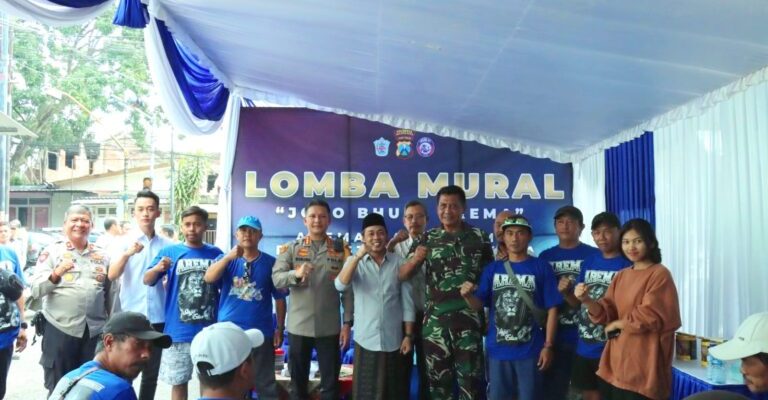 Polresta Malang Kota Gandeng Aremania Jogo Bhumi Arema dalam Lomba Mural