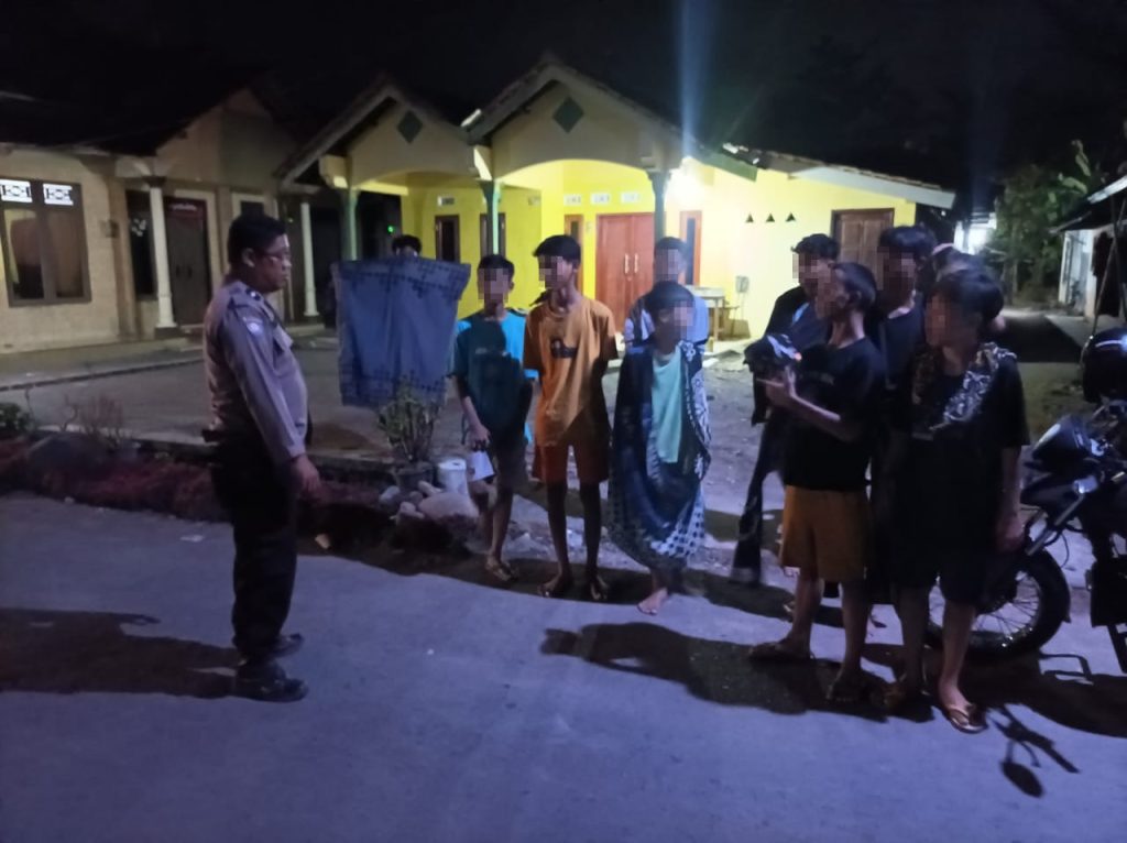 antisipasi-perang-sarung-jajaran-polres-pekalongan-tingkatkan-patroli