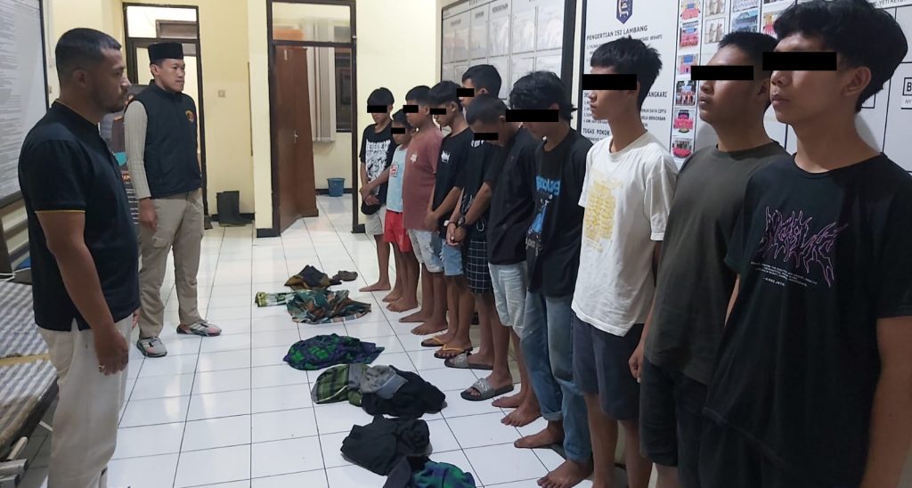 Gerak Cepat, Personel Gabungan Polres Batu dan Polsek Junrejo Amankan Terduga Pelaku Tawuran Sarung