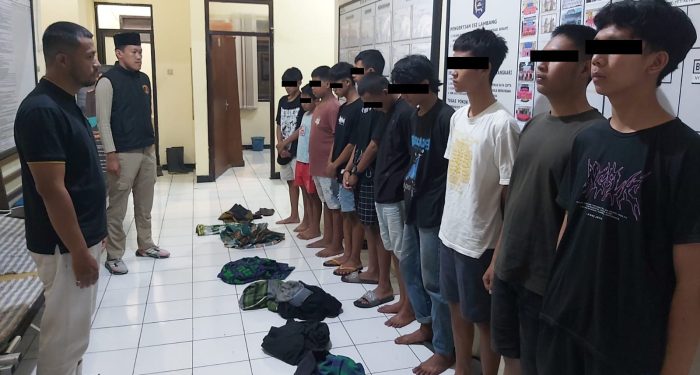 Gerak Cepat, Personel Gabungan Polres Batu dan Polsek Junrejo Amankan Terduga Pelaku Tawuran Sarung