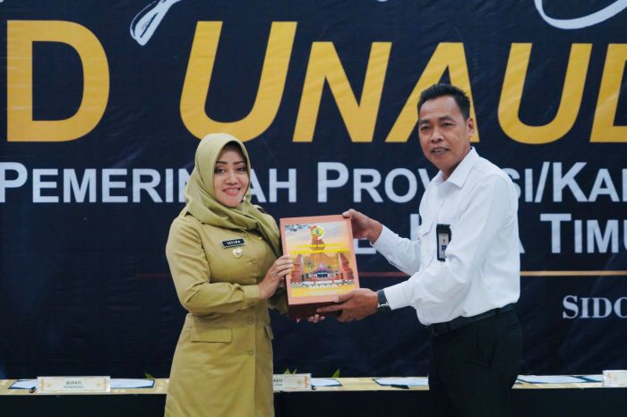 Bupati Mojokerto Serahkan LKPD Unaudited Tahun 2022 ke BPK Jatim