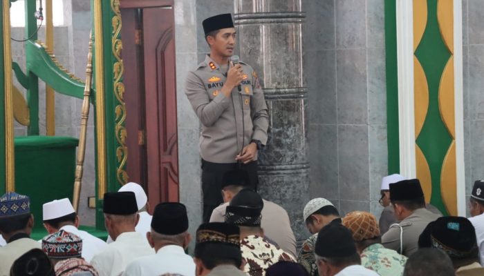 Berkah Ramadhan, Kapolres Pasuruan Berikan Himbauan Kamtibmas Kepada Jama’ah Sholat Jum’at