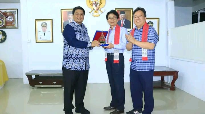 Dijamu Bupati Samosir, KIFA Akan Bantu Pengembangan Agrowisata Kopi
