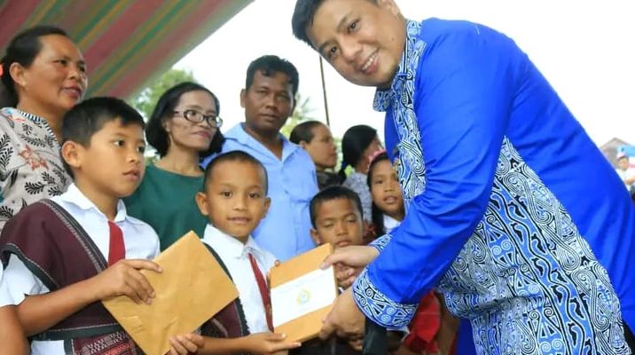 “Kami Ke Desa Bukan Untuk Dilayani, Akan Tetapi Melayani Masyarakat” Bupati Samosir Ngantor Di Desa Pangaloan