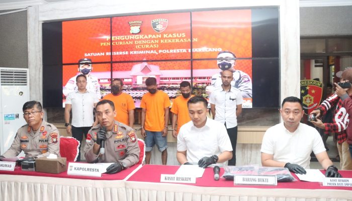 Kapolresta Barelang Gelar Konferensi Pers Ungkap Pelaku Pengeroyokan di VG Club Pasifik