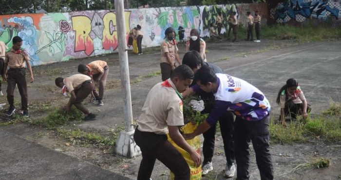 Demi Terwujudnya Indonesia Yang Berkepribadian Maju dan Mandiri, Pramuka SWK Kodim 1621/TTS Laksanakan Karya Bhakti