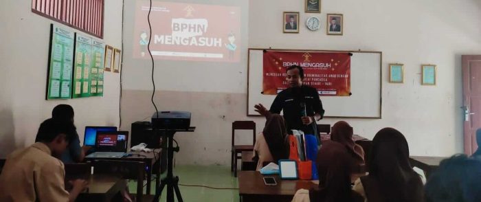 BPHN Mengasuh “Badan Pembinaan Hukum Nasional” Dibawah Kemenkumham, Melakukan Penyuluhan Hukum Di MA AL AHROM KARANGTENGAH