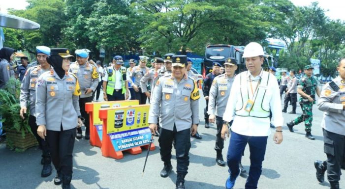 Kapolda Jatim Cek Pospam dan Posyan di Surabaya Raya