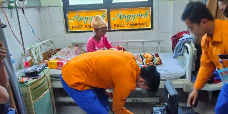 Dispendukcapil Sampang “Jemput Bola” Perekaman E-KTP Pasien RSUD Muhammad Zyn