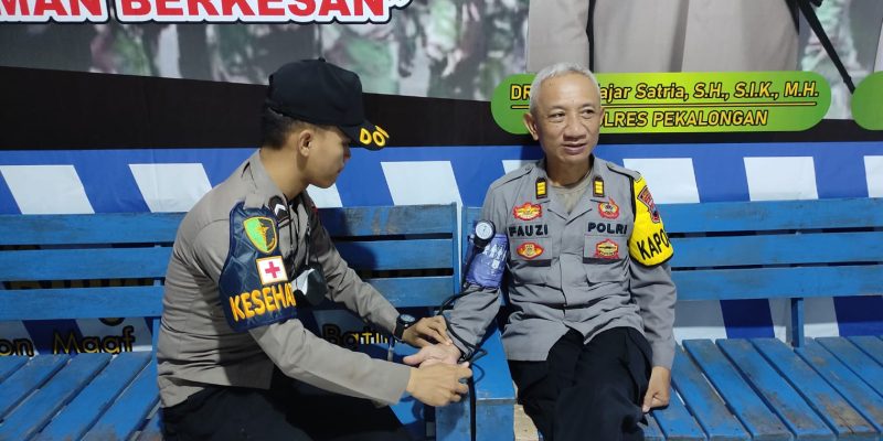 Sub Satgas Dokkes Polres Pekalongan Berikan Dukungan Kesehatan Kepada Anggota Pengamanan OKC 2023    