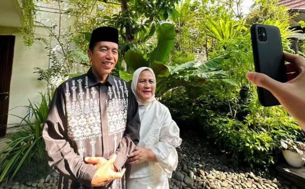 Hari Lebaran, Presiden Jokowi Silaturahmi dengan Wapres via Panggilan Video