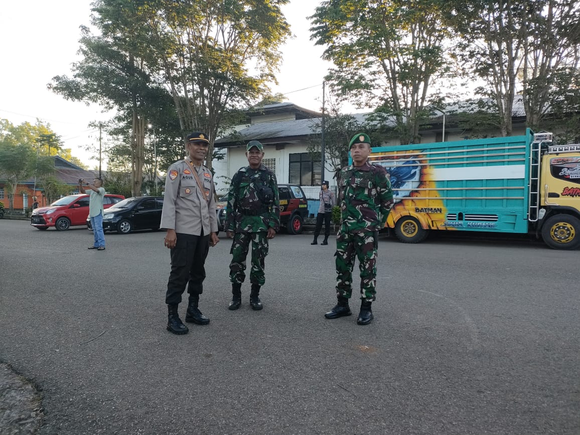 Upaya Memberi Rasa Aman Dan Nyaman Babinsa Laksanakan Pengamanan Selama Sholat Ied Hari Raya Idul Fitri 1444/H