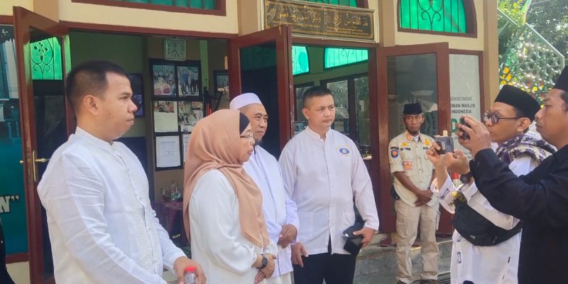 Dandim 0736/Batang Berserta Forkopimda Laksanakan Sholat Idul Fitri Bersama