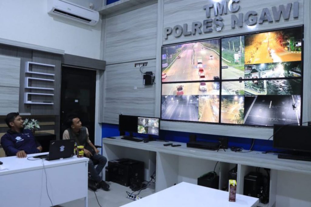 Kapolres Ngawi Pastikan Arus Balik Yang Melintas Wilayah Ngawi Lancar dan Aman