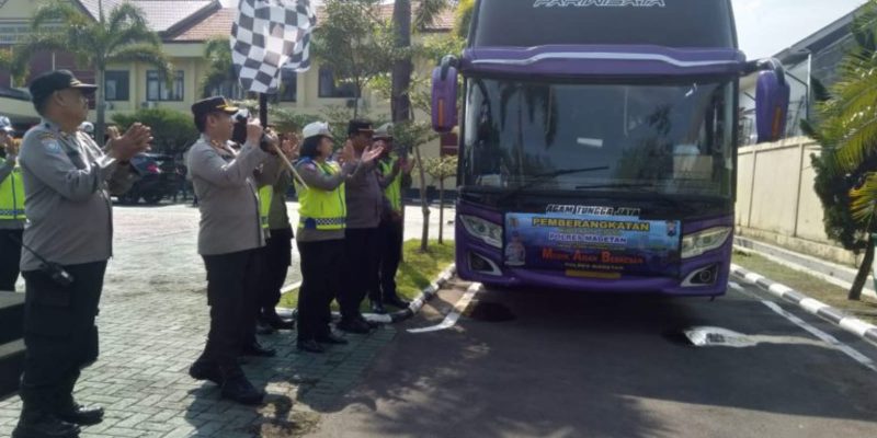 Pemberangkatan Arus Balik Gratis Dari Mapolres Magetan Lancar dan Aman