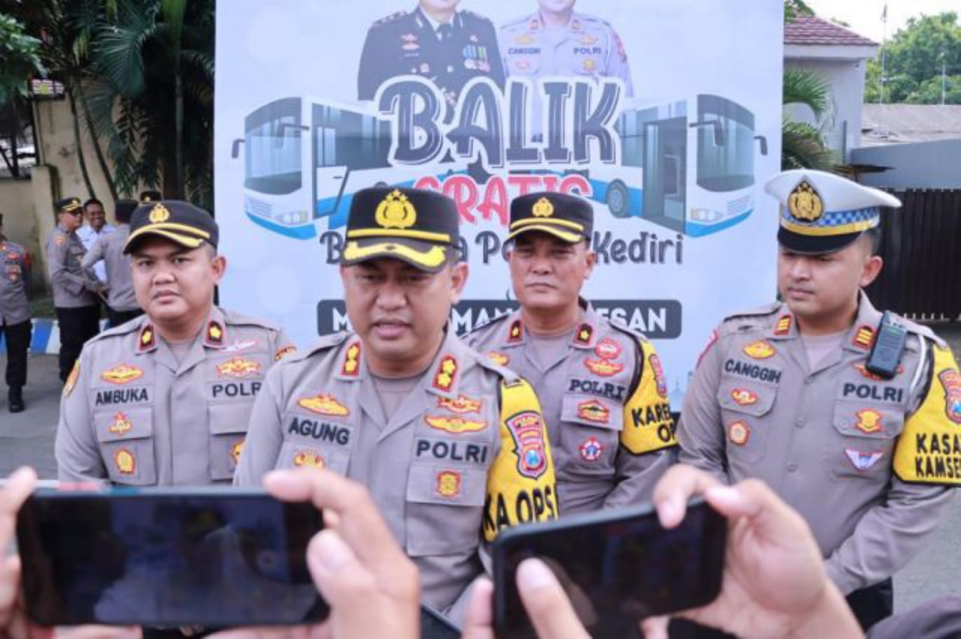 Polres Kediri Lepas 4 Bus Fasilitasi Balik Mudik Gratis ke Jakarta      