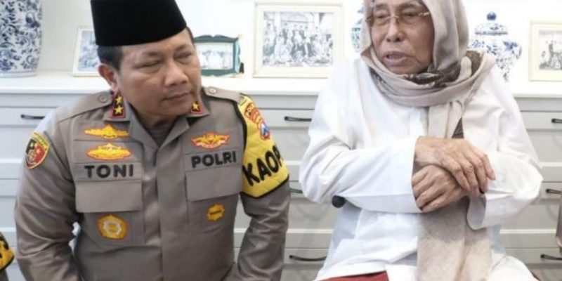 Cek Pospam Ops Ketupat Semeru 2023, Kapolda Jatim Juga Kunjungi Sejumlah Ponpes di Kediri