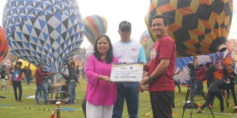 Festival Balon Udara 2023 Ditambatkan di Stadion Hoegeng,Peserta dan Pengunjung Antusias Terbangkan Balon