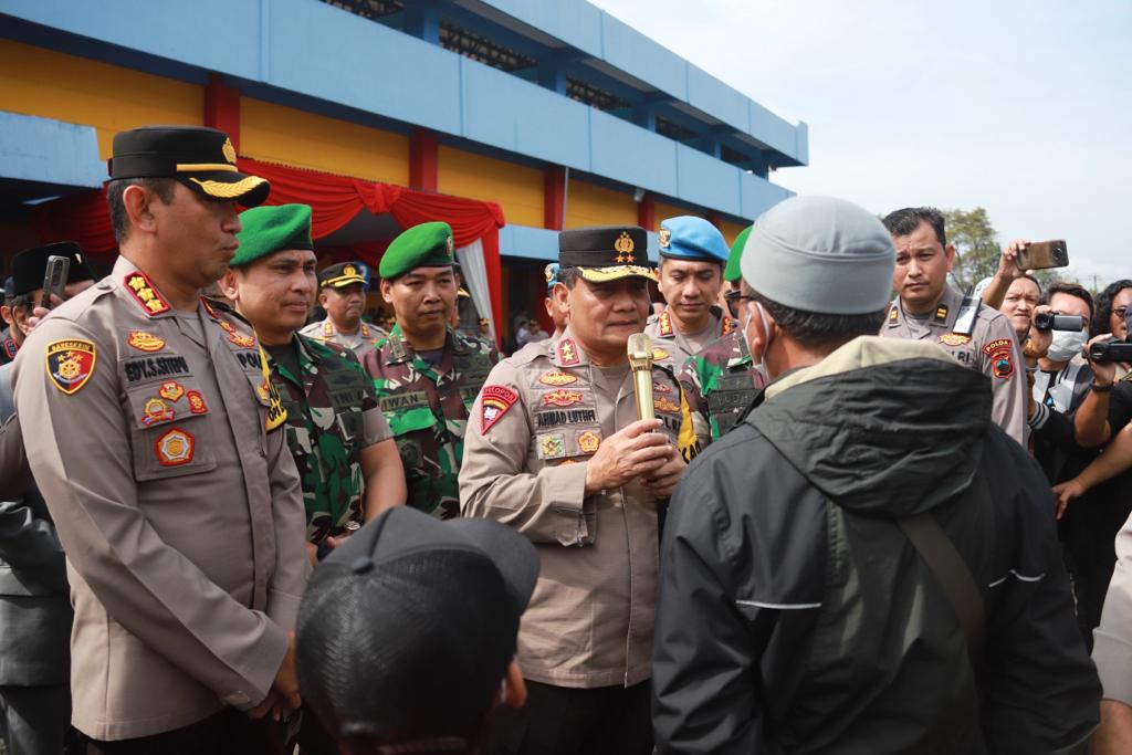 Kapolda Jateng Brangkatkan 500 Peserta Angkutan Balik Mudik Gratis Sinergitas TNI Polri di Banyumas