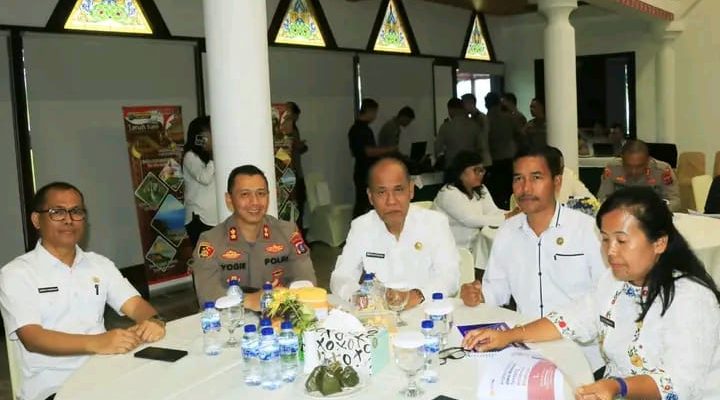 Wakil Bupati Samosir Ikuti Focus Group Discussion (FGD) Pembentukan Kewilayahan Kawasan Tertentu di Hotel Niagara Parapat