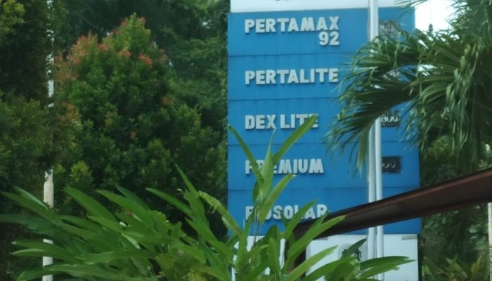 Di Duga Pegawai SPBU 53.623.29 Semanding Tuban Melakukan Pungli Ke Tengkulak Pertalite