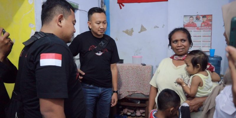 Polres Jember Berikan Bantuan Sembako Kepada Keluarga Tahanan Yang Kurang Mampu