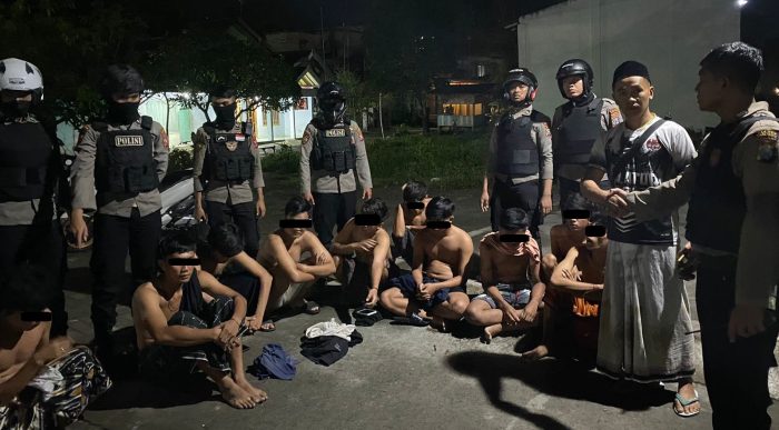 Tim Sakera Polres Sampang Amankan 10 Remaja Pelaku Tawuran Jelang Sahur