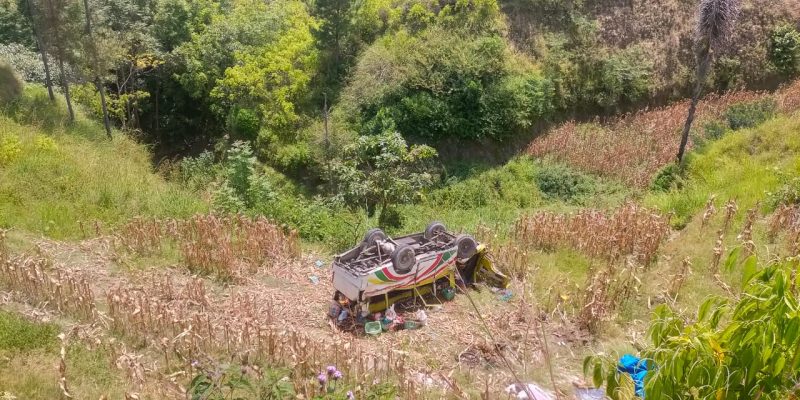 Bus Masuk Jurang di Samosir, 2 Penumpang Tewas 9 Kritis
