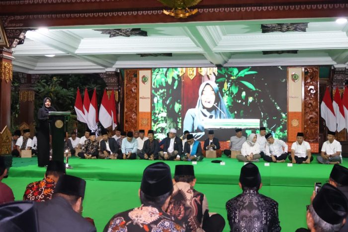 Momen Peringatan Nuzulul Qur’an, Bupati Mojokerto Harapkan Sinergitas Pemerintah dengan Ulama dan Umaro Meningkat