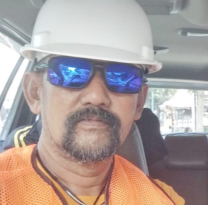 PELAKU PENGADAAN BARANG ATAU JASA WAJIB MENGHINDARI KKN