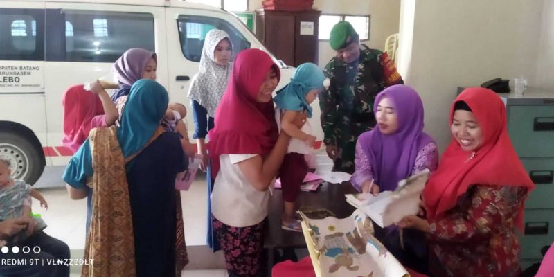 Babinsa Kodim 0736/Batang Aktif Dampingi Petugas Posyandu
