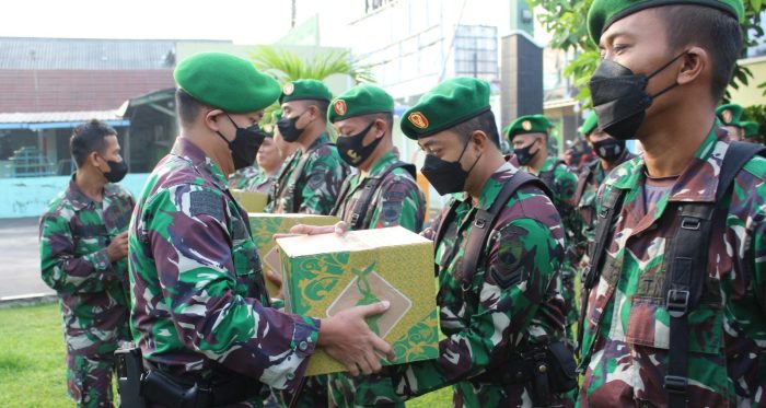 Dandim 0736/Batang Lepas Anggota Yang Melaksanakan Cuti Lebaran