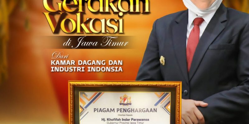 Gubernur Jawa Timur Raih Penghargaan Inspirator Gerakan Vokasi