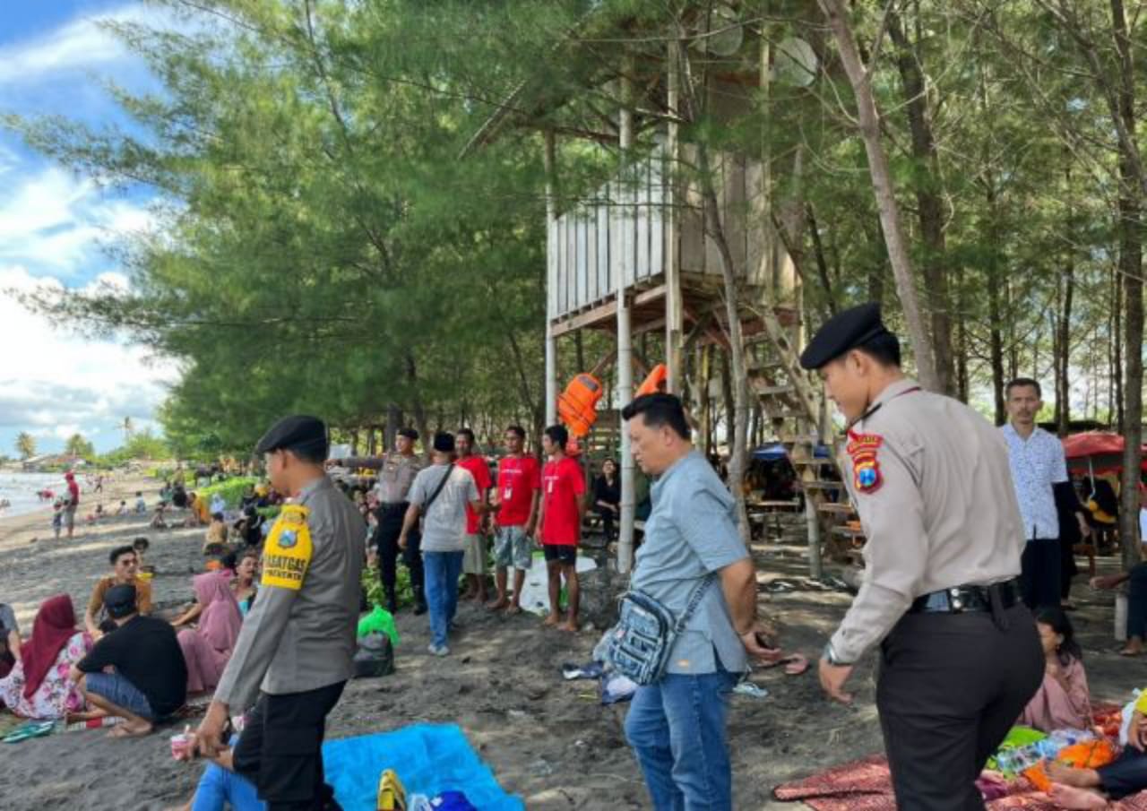 Polisi Banyuwangi Siaga di Tempat Wisata, Jamin Aman dan Nyaman Warga