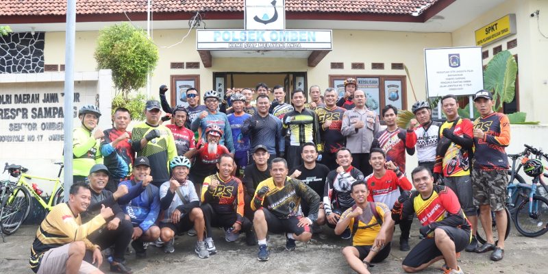 Olahraga Bersama Sarana Menjalin Sinergitas Dan Soliditas TNI-POLRI Di Kabupaten Sampang