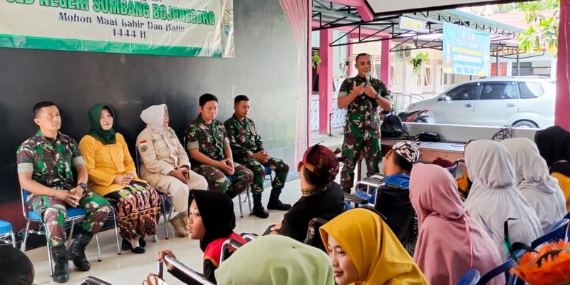 Sahabat Pelajar, Prajurit Kodim Bojonegoro bekali Siswa SLBN Sumbang dengan Bela Negara