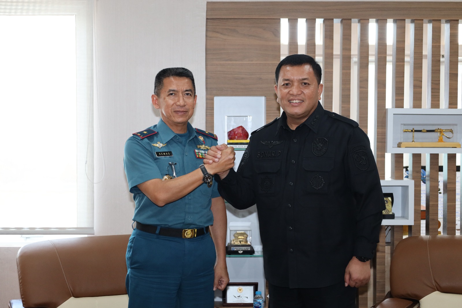 Mantapkan Sinergitas, Komandan Lantamal IV Menerima Kunjungan Kerja Kabinda Kepri