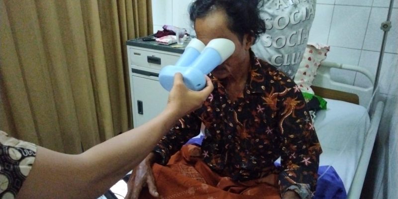 Dispendukcapil Sampang Kembali Lakukan “Jemput Bola” Perekaman E-KTP Pasien RSUD Dr. Muhammad Zyn
