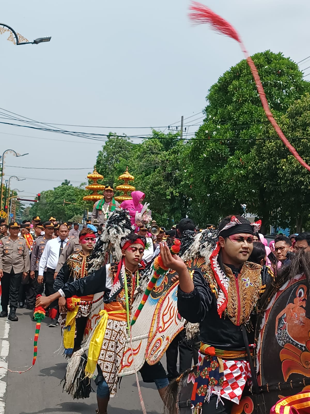 Pisah Sambut Kapolres Jombang Iringi Dengan Tradisi Pedang Pora
