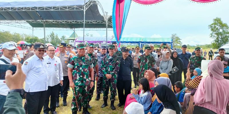 Polda Jatim Bersama Kodam V Brawijaya Kawal Pilkades Serentak Di Bangkalan