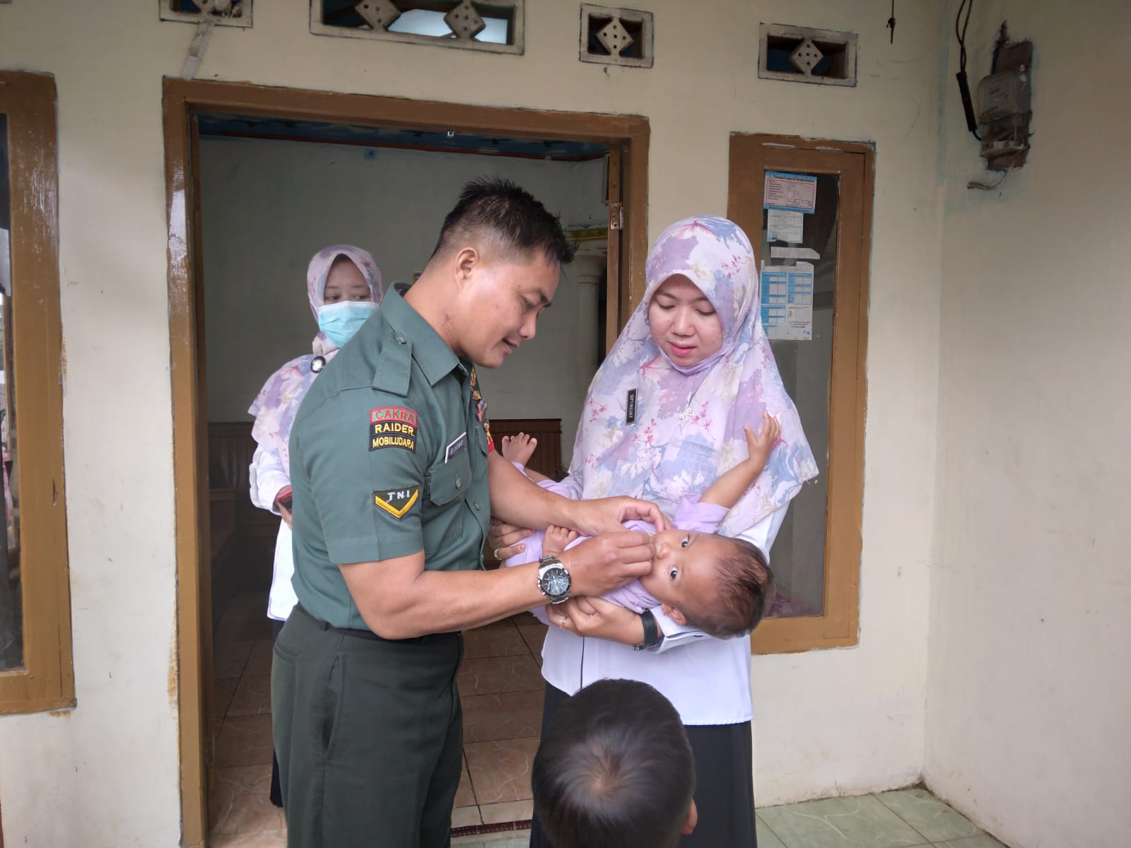 Babinsa Keteleng Mulai Aktif Dampingi Posyandu