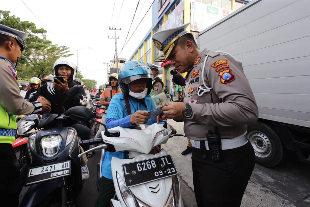 Operasi Gabungan Satlantas Polrestabes Surabaya Dan Polsek Tambaksari Antisipasi Curanmor.