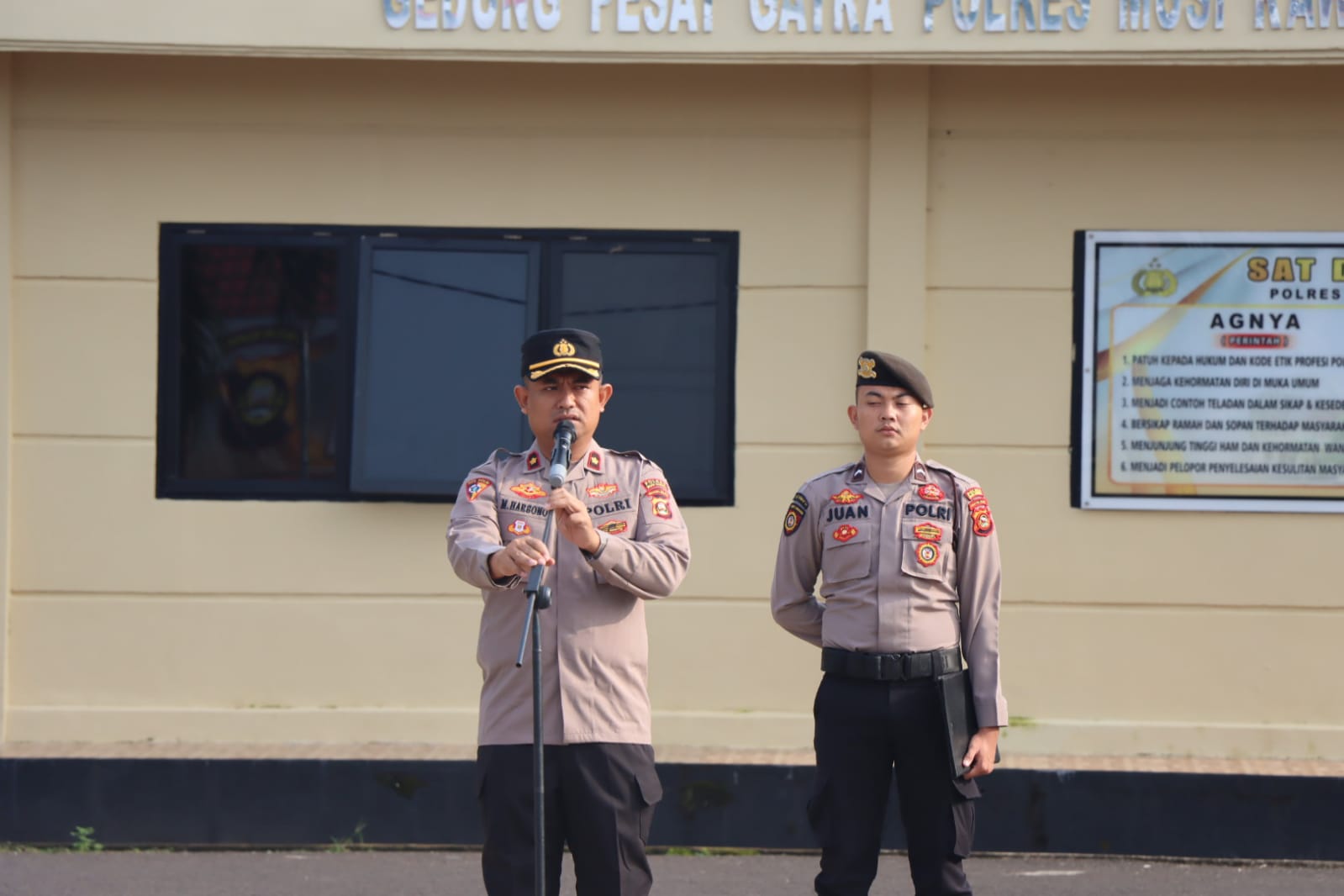 Baru Dilantik Wakapolres Mura Kompol Harsono SH Memimpin Apel Perdana 