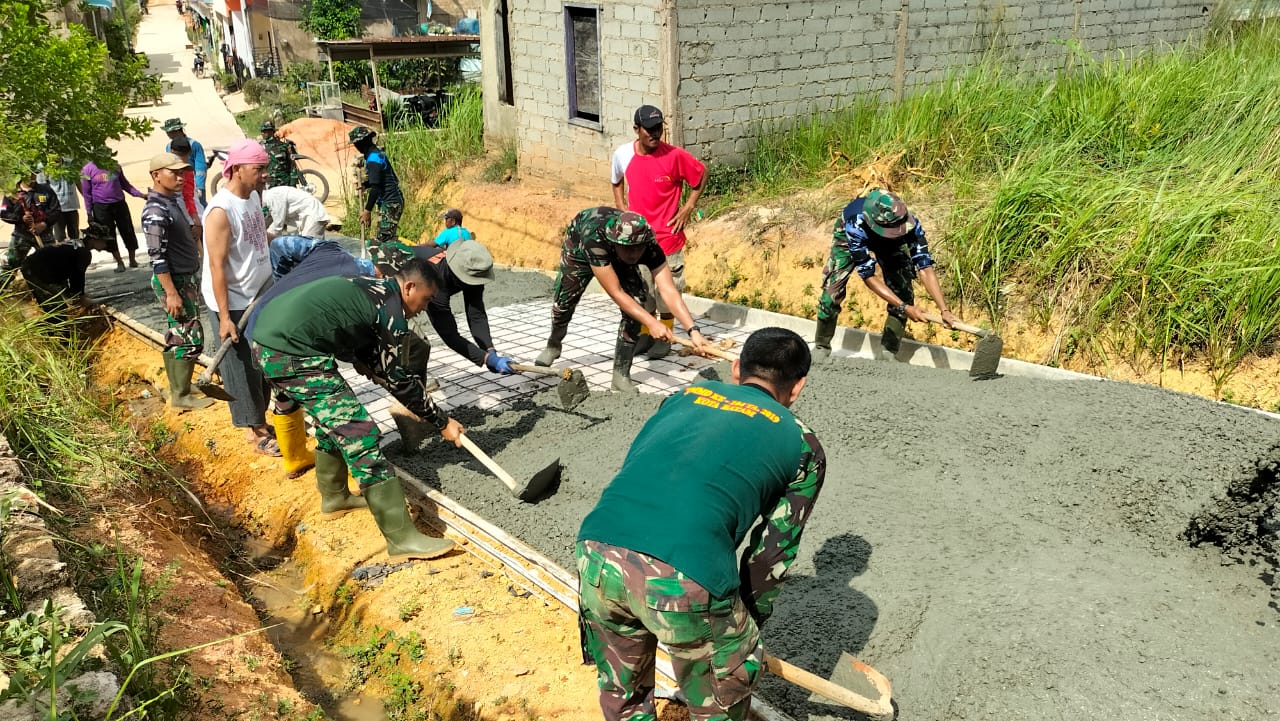 Ratusan Warga Bersyukur Atas Hadirnya Kegiatan TMMD di Kavling Seraya Sambau Batam
