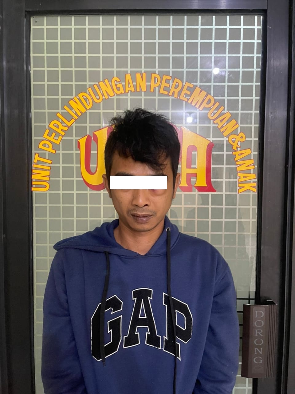 Mencoba Berbuat Mesum Ke Anak Sendiri Berakhir Dikantor Polisi