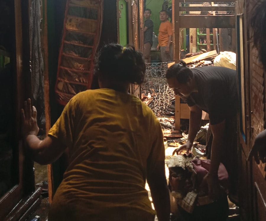 Gara-Gara Mainan Korek Api, Rumah Warga di Pekalongan Terbakar