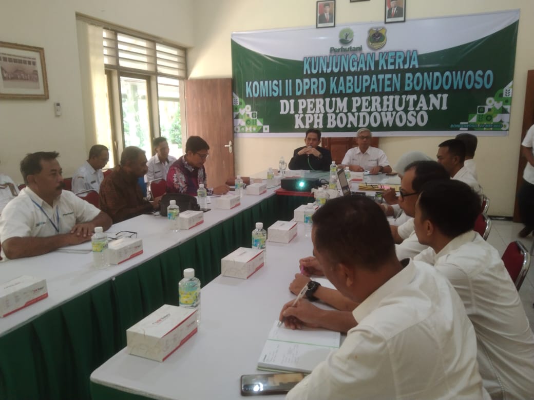 Kantor Perhutani KPH Bondowoso Kedatangan Tamu Istimewa