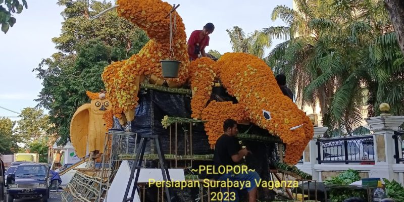 HJKS Ke – 730 – Dengan Surabaya Vaganza – Dalam Tema “Puspawarni Indonesia”