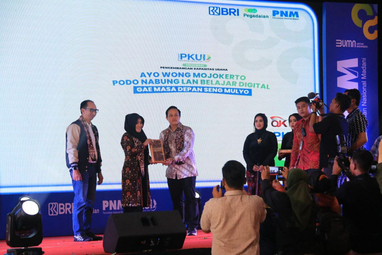 Buka Pelatihan PKU Akbar PNM 2023, Bupati Ikfina Dorong Pelaku Usaha Komitmen Hasilkan Produk Berkualitas